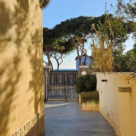 Casa Odescalchi *